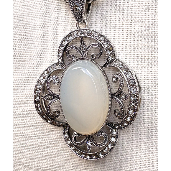 Marcasite Style Faux Moonstone Pendant Necklace Silver Tone Chain 32" - Picture 4 of 7